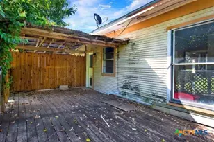 620 E 8th Ave, Belton, TX 76513 - Photo 10