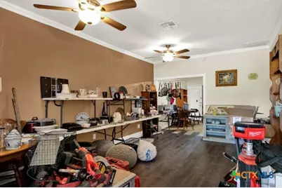 620 E 8th Avenue #618, Belton, TX 76513 - Photo 14