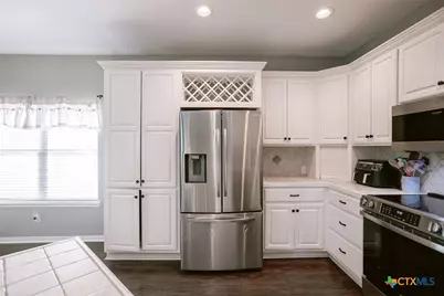 103 Windwood Lane, Victoria, TX 77904 - Photo 12