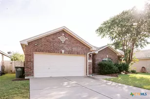 103 Windwood Ln, Victoria, TX 77904 - Photo 2