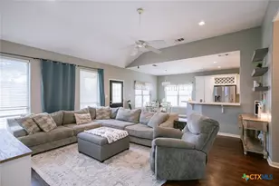 103 Windwood Ln, Victoria, TX 77904 - Photo 4