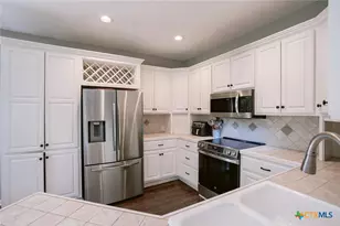 103 Windwood Ln, Victoria, TX 77904 - Photo 10