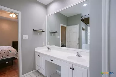 103 Windwood Lane, Victoria, TX 77904 - Photo 18