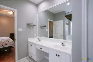 103 Windwood Ln, Victoria, TX 77904 - Photo 18