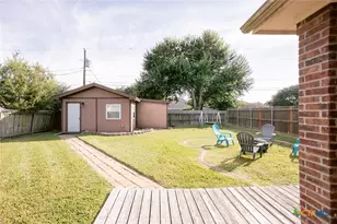 103 Windwood Ln, Victoria, TX 77904 - Photo 26