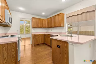 8603 Collingwood, Universal City, TX 78148 - Photo 10