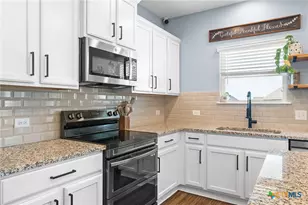 10239 Six Shooter Ln, Temple, TX 76502 - Photo 16