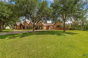 178 Juniper Trail, Yoakum, TX 77995 - Photo 2