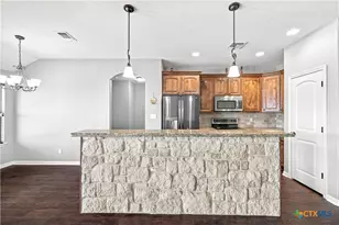 111 San Polo Ct, Victoria, TX 77904 - Photo 8