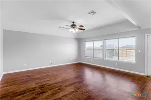 111 San Polo Ct, Victoria, TX 77904 - Photo 4