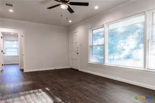 2019 S 9th St, Temple, TX 76504 - Photo 6