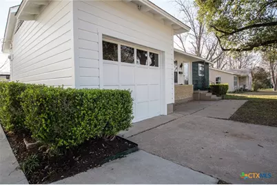 2019 S 9th Street, Temple, TX 76504 - Photo 4