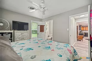 115 Burnet St, Port Lavaca, TX 77979 - Photo 18