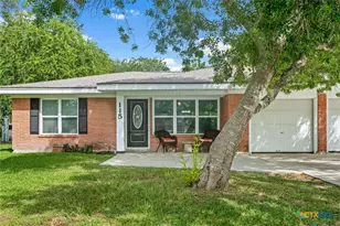 115 Burnet St, Port Lavaca, TX 77979 - Photo 2