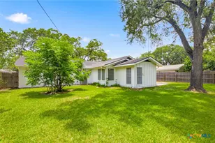 2308 E Loma Vista Ave, Victoria, TX 77901 - Photo 28