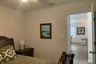 3601 Hanselman Rd, Victoria, TX 77901 - Photo 18