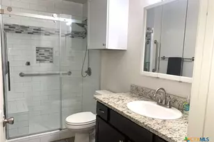 3601 Hanselman Rd, Victoria, TX 77901 - Photo 6