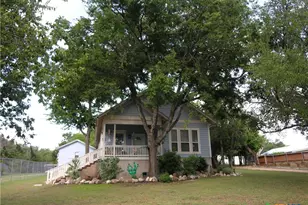 13 Cockrell Cir, Lampasas, TX 76550 - Photo 2