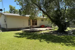 304 Julie St, Burnet, TX 78611 - Photo 16