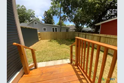 702 S William Street, Victoria, TX 77901 - Photo 12