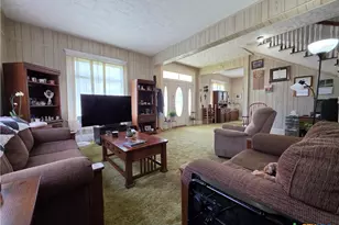 602 W Live Oak St, Edna, TX 77957 - Photo 12