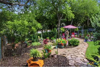 102 Elm Hill Court, San Marcos, TX 78666 - Photo 36