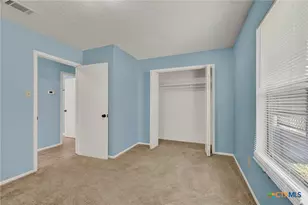 1302 S Mesquite Ave, New Braunfels, TX 78130 - Photo 22