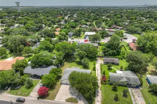 1302 S Mesquite Ave, New Braunfels, TX 78130 - Photo 32