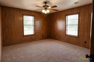 3151 Fm 1386, Luling, TX 78648 - Photo 10