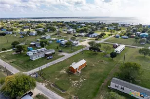 1101-1103 W Houston Ave, Seadrift, TX 77983 - Photo 24