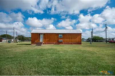 1101-1103 W Houston Avenue, Seadrift, TX 77983 - Photo 22