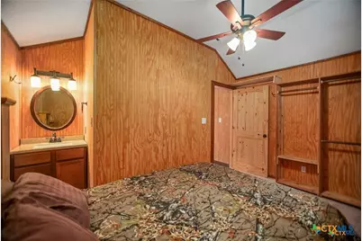 1101-1103 W Houston Avenue, Seadrift, TX 77983 - Photo 20