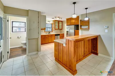 503 Angus Street, Victoria, TX 77904 - Photo 10