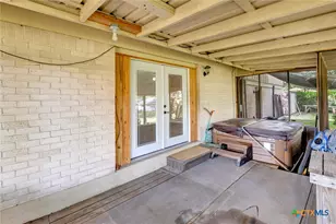 503 Angus St, Victoria, TX 77904 - Photo 34