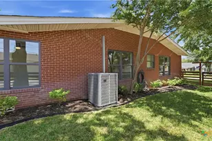 596 Willow Ave, New Braunfels, TX 78130 - Photo 44