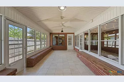 596 Willow Avenue, New Braunfels, TX 78130 - Photo 32