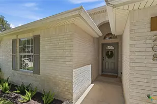 208 Bonner Blvd, New Braunfels, TX 78130 - Photo 4