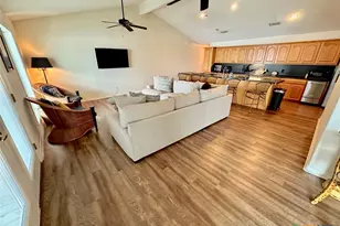 515 S 13th St, Port O'Connor, TX 77982 - Photo 18