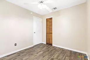 185 Black Bass Rd, Lakehills, TX 78063 - Photo 20