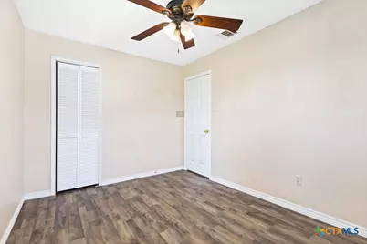 185 Black Bass Road, Lakehills, TX 78063 - Photo 16