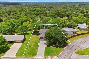 1357 Trail Bluff Dr, New Braunfels, TX 78132 - Photo 28