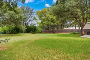1357 Trail Bluff Dr, New Braunfels, TX 78132 - Photo 24