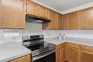 1357 Trail Bluff Dr, New Braunfels, TX 78132 - Photo 6