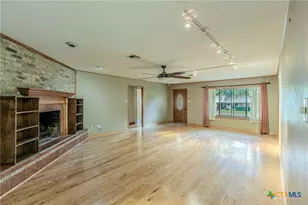 1 Roy Bean Dr, Belton, TX 76513 - Photo 8