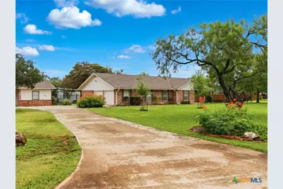 2402 Welsch Lane, New Braunfels, TX 78132 - Photo 2