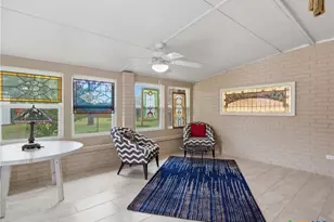 2402 Welsch Ln, New Braunfels, TX 78132 - Photo 16