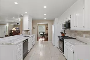 2402 Welsch Ln, New Braunfels, TX 78132 - Photo 20