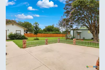 2402 Welsch Lane, New Braunfels, TX 78132 - Photo 30