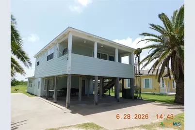 78 Port Street, Port Lavaca, TX 77979 - Photo 2