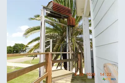 78 Port Street, Port Lavaca, TX 77979 - Photo 16